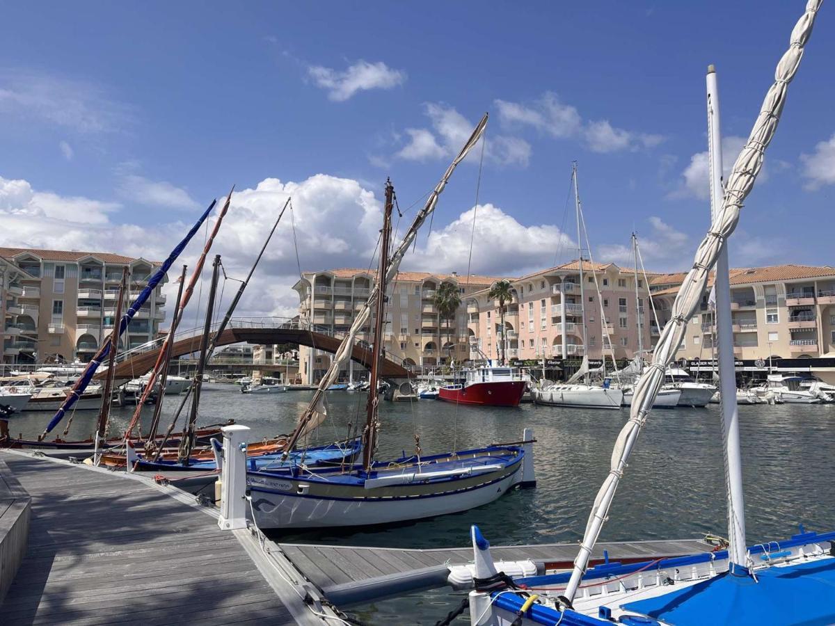 Studio Cabine A 200M De Port Frejus, Plage, Commerces, Terrasse, 4 Couchages, Menage Inclus - Fr-1-226A-31 Eksteriør billede